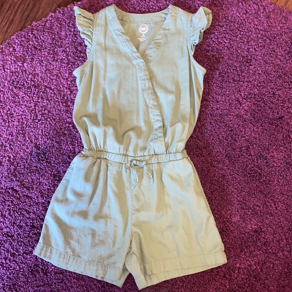 Wonder Nation army green romper jumpsuit M (7-8)​​